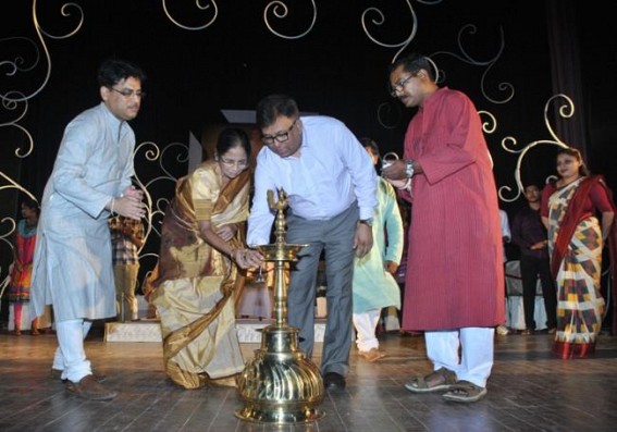 Hrishikesh Saha Memorial award 2015 held on Saturday